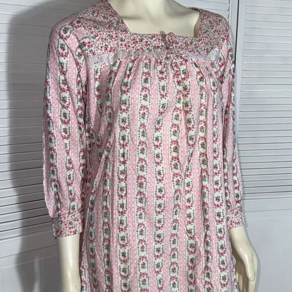 NWOT Vintage 70’s ILGWU Flannel Prairie Nightgown Size Medium - Picture 5 of 13